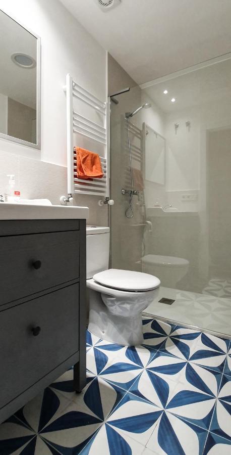 At Compania 100 M2 2 Wc Apartment *