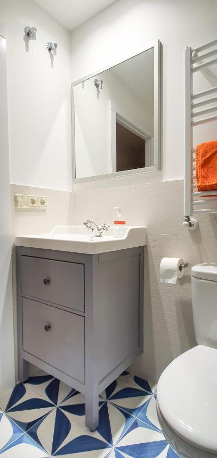 At Compania 100 M2 2 Wc Apartment