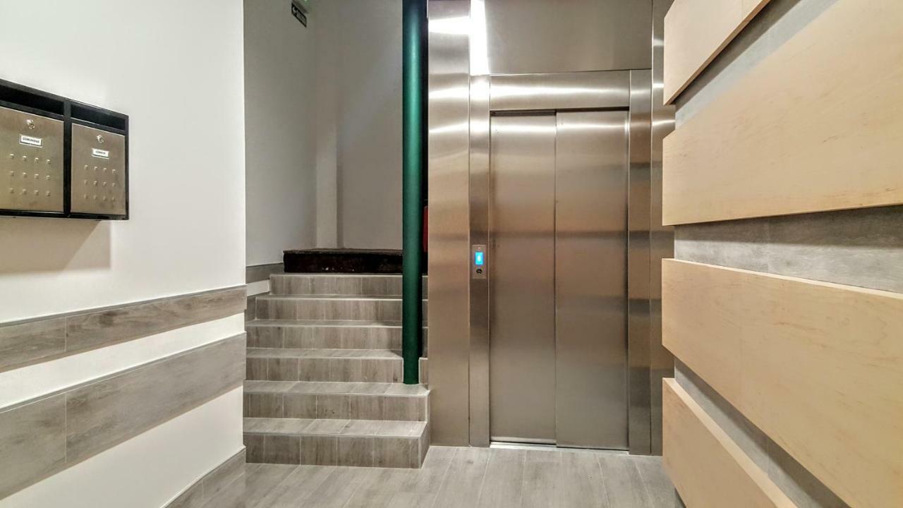 At Compania 100 M2 2 Wc Pamplona
